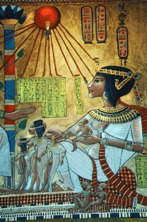queen nefertiti with her daughters worshiping the sun god aten egyptian history egypt