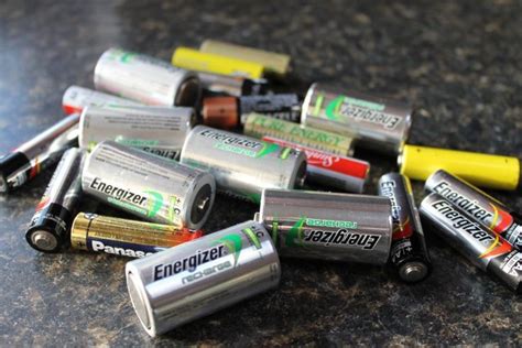 Do You Know How To Properly Recycle Batteries Sharing How Call Recycle Canada I This And