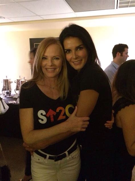 Angie Harmon Marg Helgenberger Los Angeles Tours Los Angeles Food