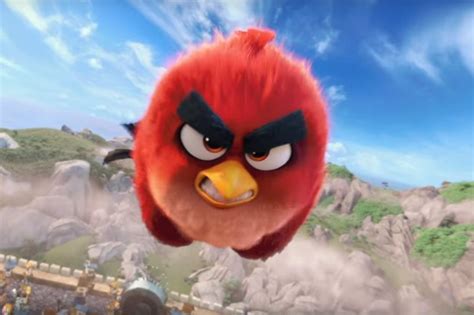 Nuevo Tráiler De Angry Birds La Película Red Asalta La Ciudad De Los