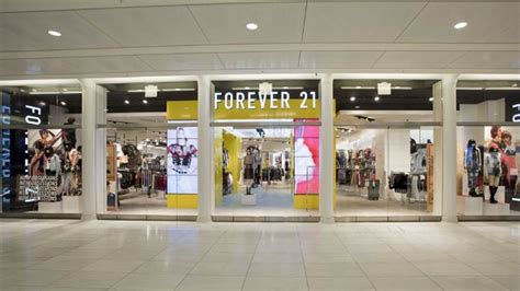 The forever 21 credit card also gives cardholders an anniversary discount. Forever 21 Warns Shoppers About Data Breach