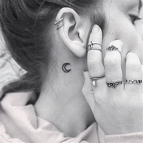 37 Dainty Moon And Stars Tattoo That Will Shine On You Small Tattoos