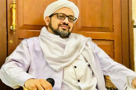 Profil Habib Taufiq Bin Abdul Qodir Assegaf Ketua Umum Rabithah Alawiyah
