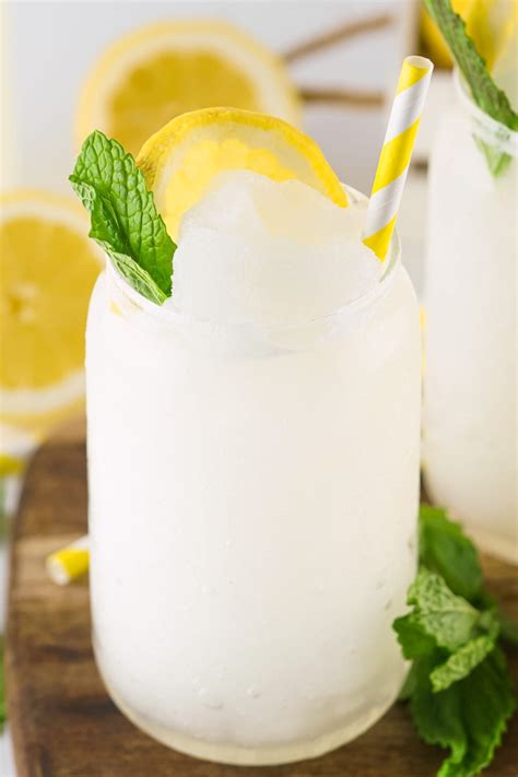 Lemonade Slushie