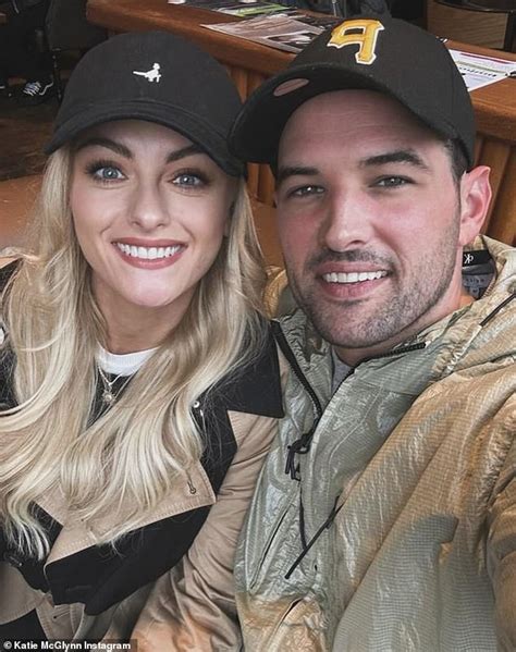 Coronation Streets Katie Mcglynn Confirms Romance With Ricky Rayment