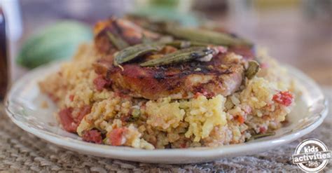 Slow Cooker Pork Chops with Spanish Rice