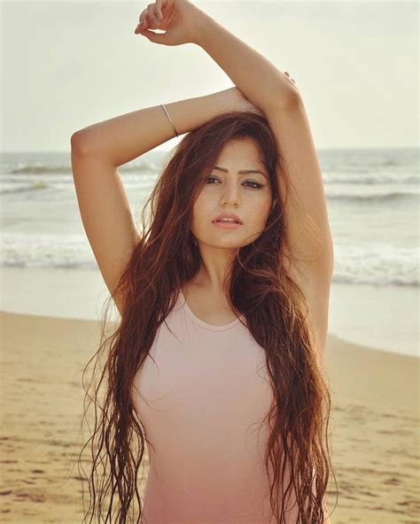 Indian Actress Simran Kaur Hd Images Photos 17 In 2020 Beautiful Indian Actress Indian