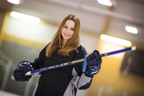 Top 10 Best Looking Female Hockey Players 2017 Updated Sporteology