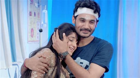 Sasirekha Parinayam Watch Episode 23 Abhi Finds His Dream Girl On Disney Hotstar