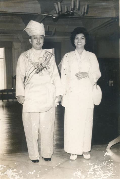 Th state of sembilan may allah bless and continue the age of his majesty. WARISAN RAJA & PERMAISURI MELAYU: Almarhum Tuanku Munawir ...