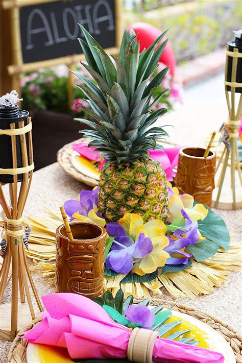 Diy Pineapple Centerpieces Luau Theme Party Luau Party Decorations Luau Centerpieces