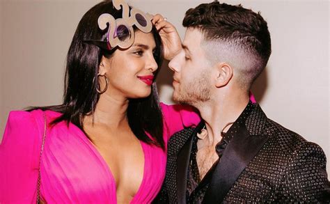 Singer nick jonas, who has joined season 18 of music reality show the voice as a new coach, was teased about his age by fellow coach and singer kelly clarkson. The controversy surrounding Nick Jonas and Priyanka Chopra ...