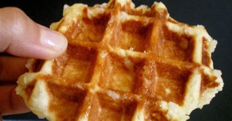 Une gaufre est une pâtisserie confectionnée avec une pâte légère cuite dans un fer à gaufre constitué de deux plaques métalliques, articulées entre elles par une ou plusieurs charnières. Gaufre De Chasse - Gaufres De Chasse Suzy 50gr 1pc - C ...