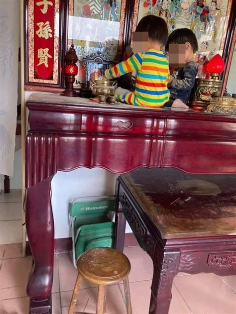 May 25, 2021 · 全國停課時間延長：各級學校及公私立幼兒園 全國各級學校及公私立幼兒園停止到校上課，包含兒童課後照顧服務中心、補習班、安親班等各類教育機構也一並於明天起停止上課，所有學生停止前往上學、上課，待在家中遠距離學習。 停課延長到6/14!家長瑟瑟發抖 蓋一排「罰站樓」笑翻 - 華視新聞網