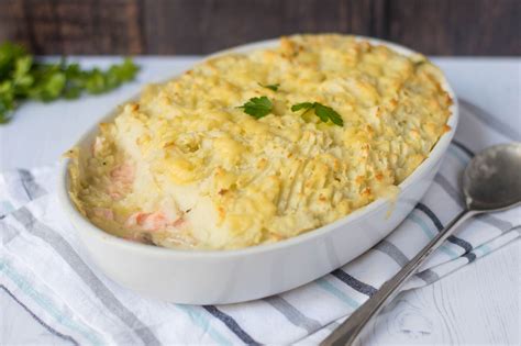 Lemon juice, garlic, olive oil, a sliver of butter, and fresh parsley are all you need. 5 Low Fat Fish and Seafood Recipes
