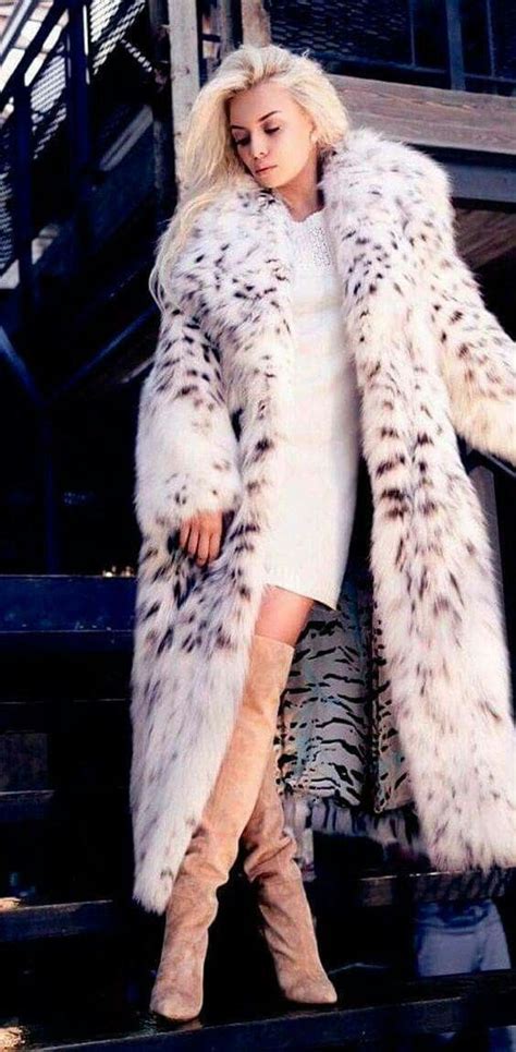 Pin By J Klassic On Fabulous Furs In 2019 Long Fur Coat Fur Fashion Fur Coat