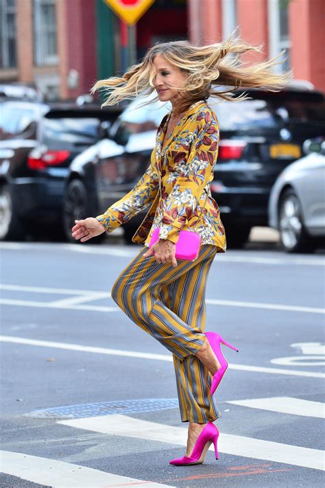 Trafen wieder aufeinander von bunte.de redaktion 12.06.2021, 12. Fashion-Looks: Der Style von Sarah Jessica Parker | GALA.de