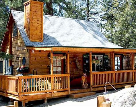 70 Fantastic Small Log Cabin Homes Design Ideas 24