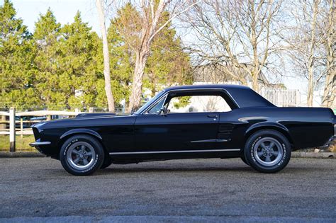 Ford Mustang Restomod 289 Boite Auto 1967 ExclusivitÉ Pilgrim Motorsportsvendue Thunder Car