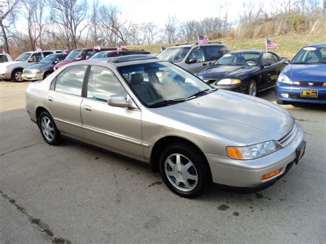 Compare 1995 honda accord different trims 1995 Honda Accord EX for sale in Cincinnati, OH | Stock ...