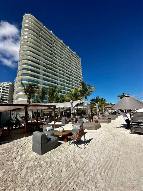 The Sls Cancun A Beachfront Boutique Hotel In The Heart Of Puerto