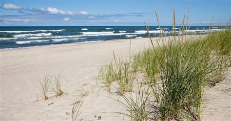 Day Hiking Trails Great Beaches Await At Indiana Dunes Np