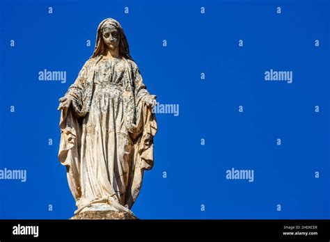 Virgin Mary Mary Statue Virgin Maries Mary Statues Stock Photo Alamy