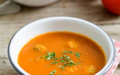 Tomatensoep met balletjes