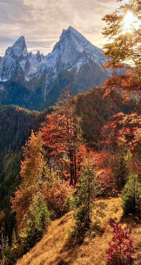 ☀ Gorgeous Mountains Some Covered In Fall Foliage And Others Covered