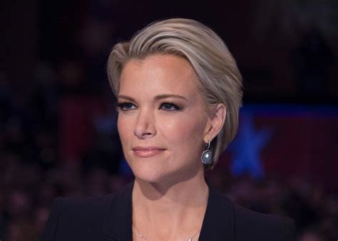 megyn kelly says fox news head roger ailes sexually harassed her