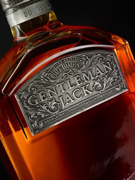 Gentleman Jack Limited Edition on Packaging of the World - Creative ...
