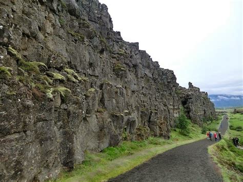 The Mid Atlantic Ridge In Iceland Amusing Planet