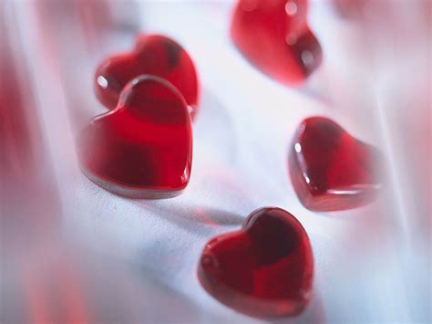 wallpapers: Crystal Red Hearts