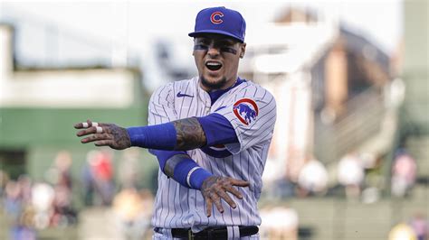 Cubs Javy Báez Snack On Ginormous Bag Of Popcorn Vs Cardinals Nbc