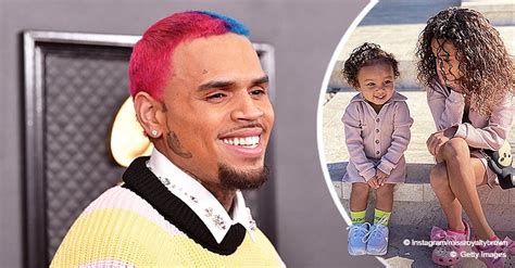 Chris Brown S Daughter Royalty Poses With Little Sister In Matching Pink Outfits In Cute Snaps