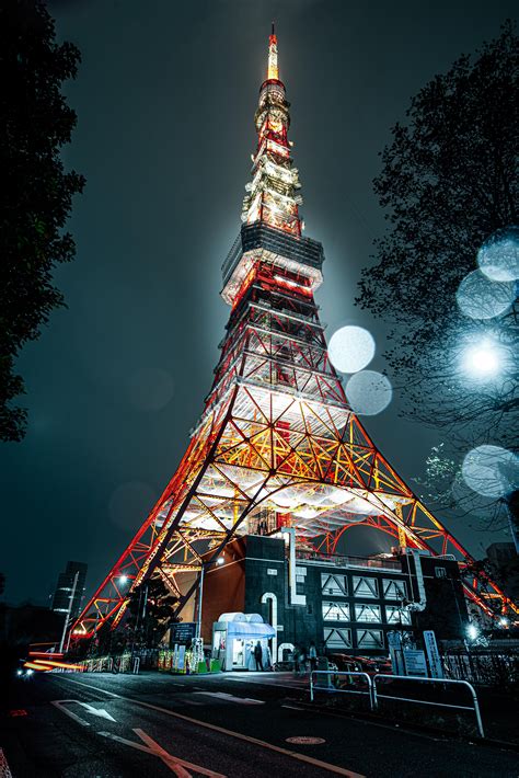 I Think A Lot Of People Forgot About The Tokyo Tower Now That Skytree