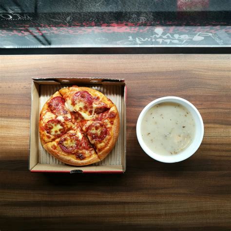 If you are too occupied with your work, then kl pizza with home. Pizza Hut Malaysia (@pizzahutmsia) | Twitter