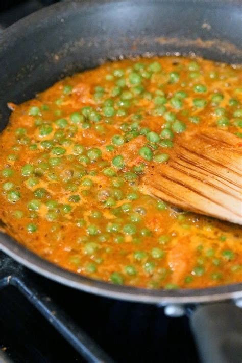 Easy Indian Spiced Peas With Tomato Sauce Vegan Glutenfree Recipe