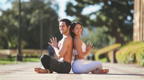 inside the relationships of yoga teacher couples what really happens before after and during class