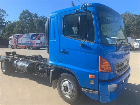 Like all hino 500 series engines the a09c meets euro 5 emission standards without the addition of adblue. 2004 HINO FD 1026-500 SERIES MANUAL REFRIGERATED ...