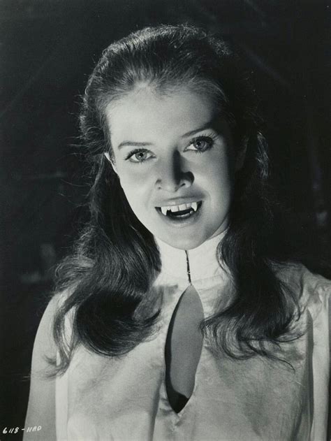 Isobel Black - KISS OF THE VAMPIRE (1963) | Vampire girls, Vampire pictures, Female vampire