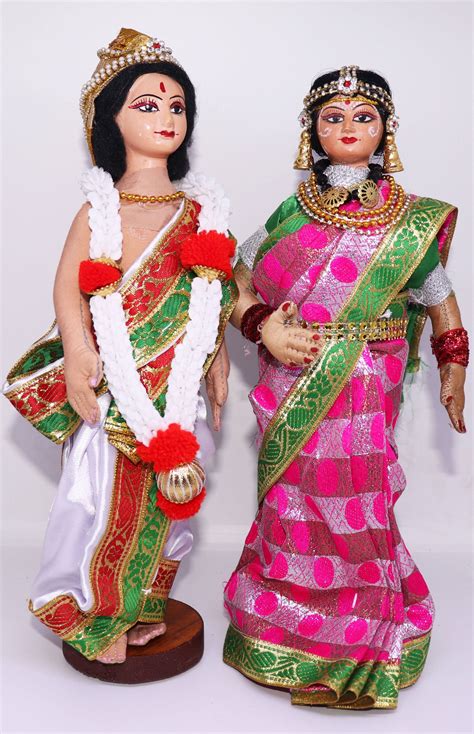 Ashni Young Indian Wedding Couple Doll Decorative Doll Handcrafted Doll Size 11 Inches