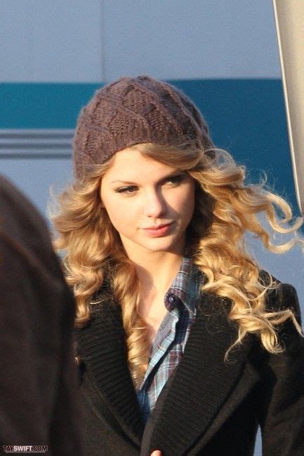 Yes Im Obsessed With Taylor Swift Beanie Hairstyles Beanie Cute