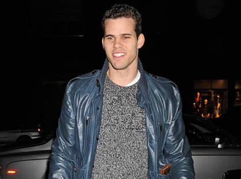 Kim kardashian is engaged to kris humphries after six months of dating and quite a bit of pda.exciting as the news is, the real shocker is that the reality star kept her megawatt engagement ring hidden for a week. Kris Humphries Auctions Engagement Ring for $620,000