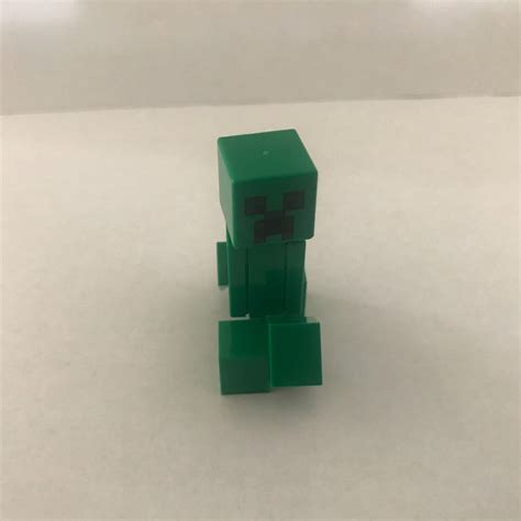 Official Lego Minecraft Creeper Minifigure