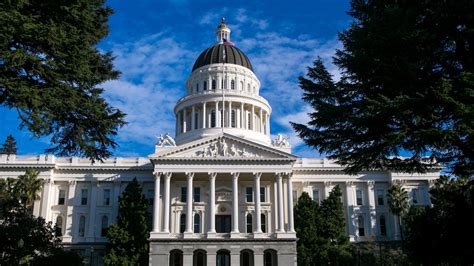 California Lawmakers Vote To Consider Slavery Reparations