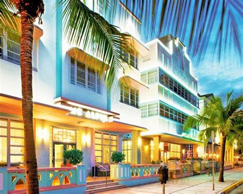 A View Of The Iconic Mcalpin Hotel From Ocean Drive In The Heart Of South Beach Miami Florida