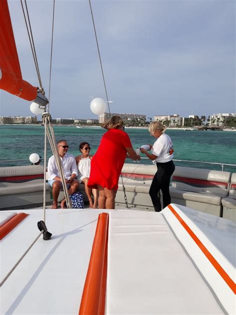 Private Sailing Octopus Aruba Wedding Cruises And Renewal Of Marriage