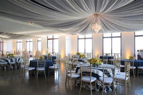Pin On Cityplace 42nd Floor Loft Dallas Weddings