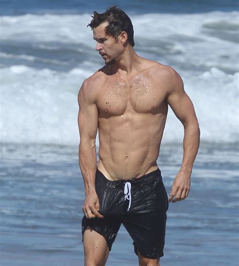Fall Sucks Lets Remember These 8 Shirtless Male Celebrity Bodies